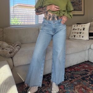 AG Jeans Saige Wide Leg Crop Light Wash